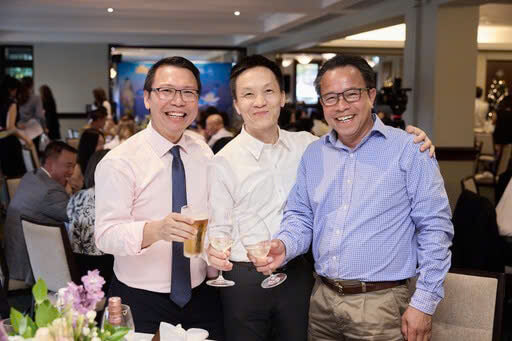 Attend Vietnam Airlines' year-end party